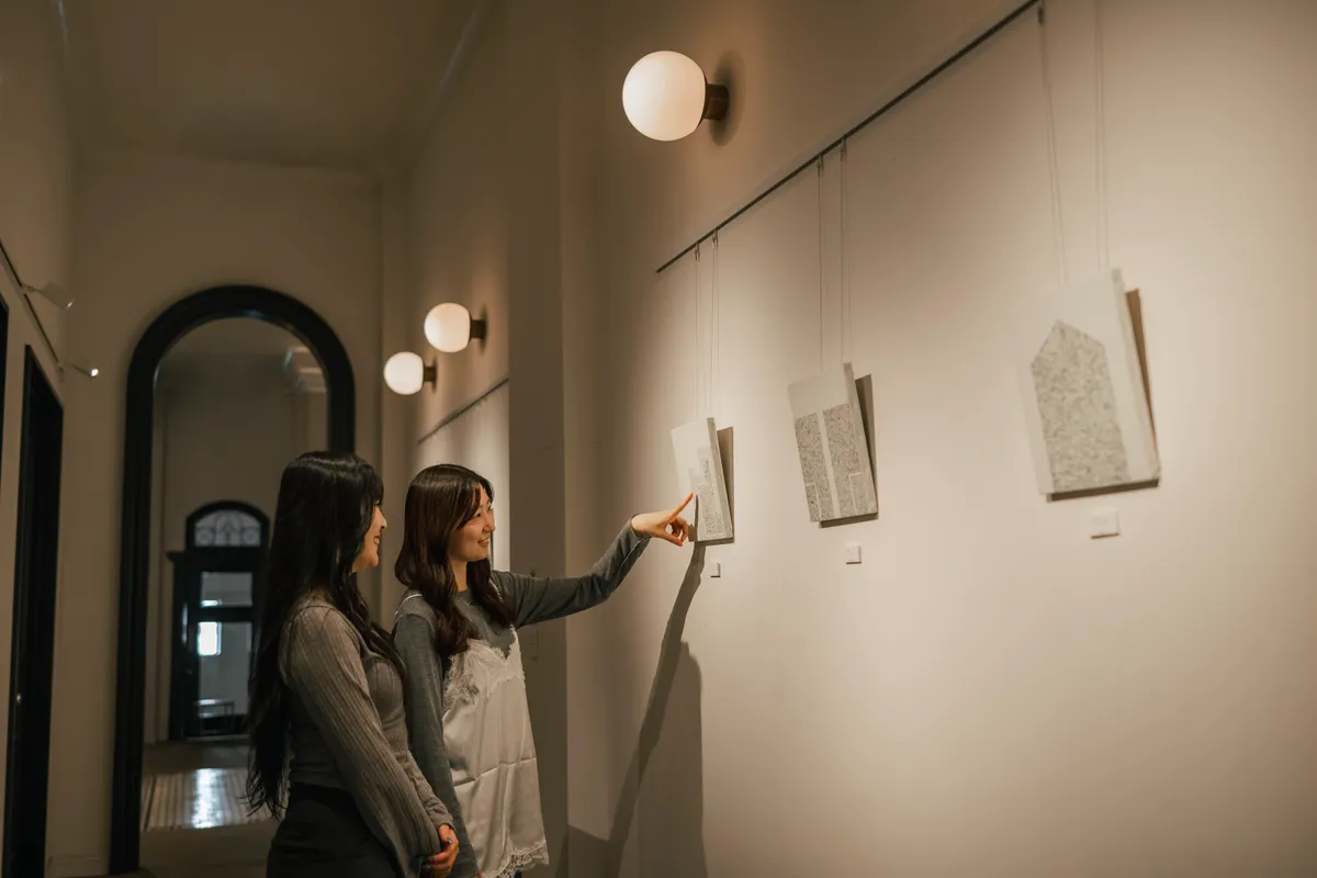 Yokoi Haru「光に関する考察」展示風景 1
